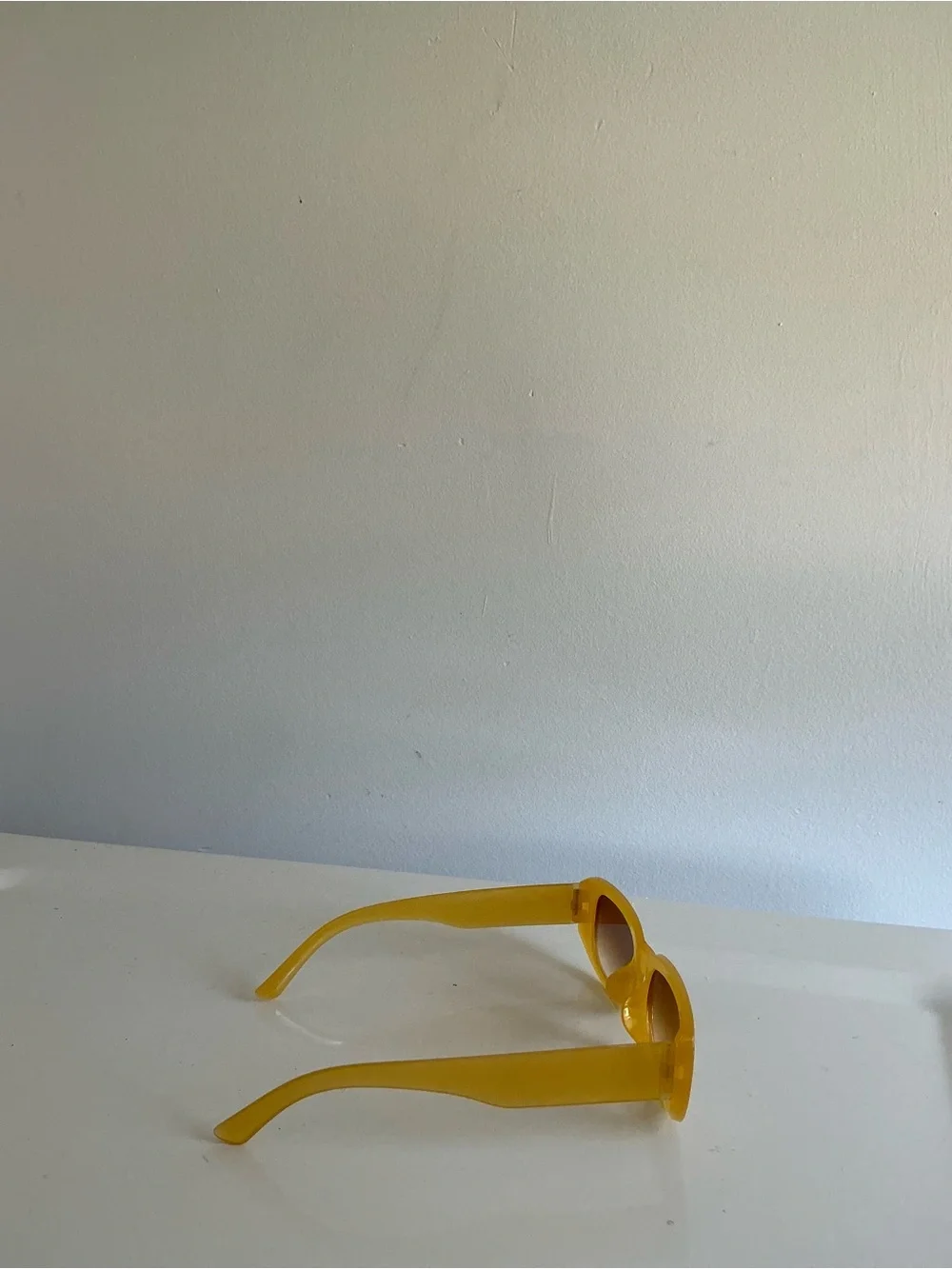 Women’s Yellow Rectangular Fashion Sunglasses